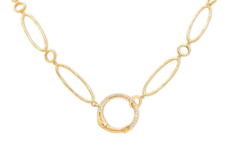 18K Yellow Gold Bamboo Hammered Oval and Round Diamond Necklace (0.25ctw) (G/VVS1)