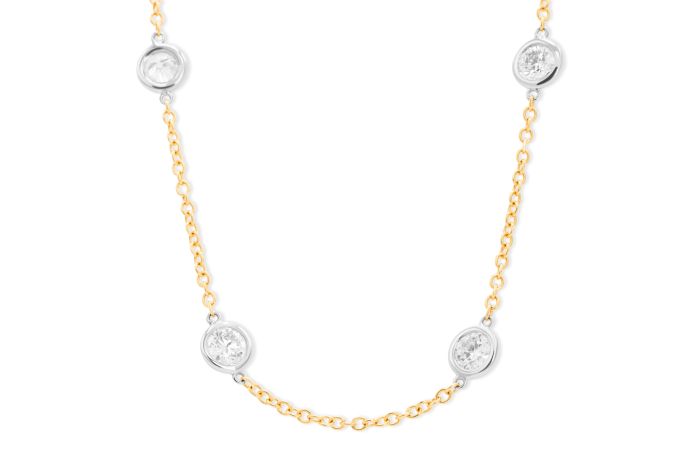 18K Yellow Gold Diamond Station Necklace set with 7 round diamonds (approximately 3.15ctw) (H-I