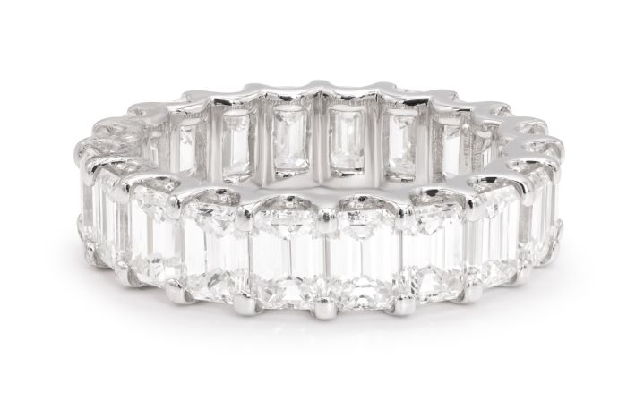 18K White Gold Diamond Eternity Ring set with 20 emerald cut diamonds (6.22ctw) (FG