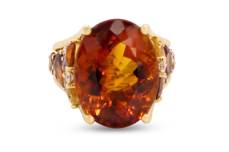 18K Yellow Gold Fusion Citrine and Diamond Ring set with oval citrine (13.49Ct) (17.9x13.8mm